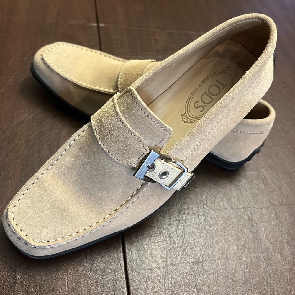 Tod’s Men Suede Loafers